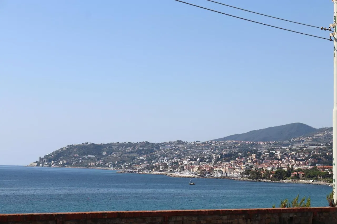Ferienwohnung Kadevi Sanremo -Parcheggio Privato Gratuito, Biciclette- 0*,  Italien