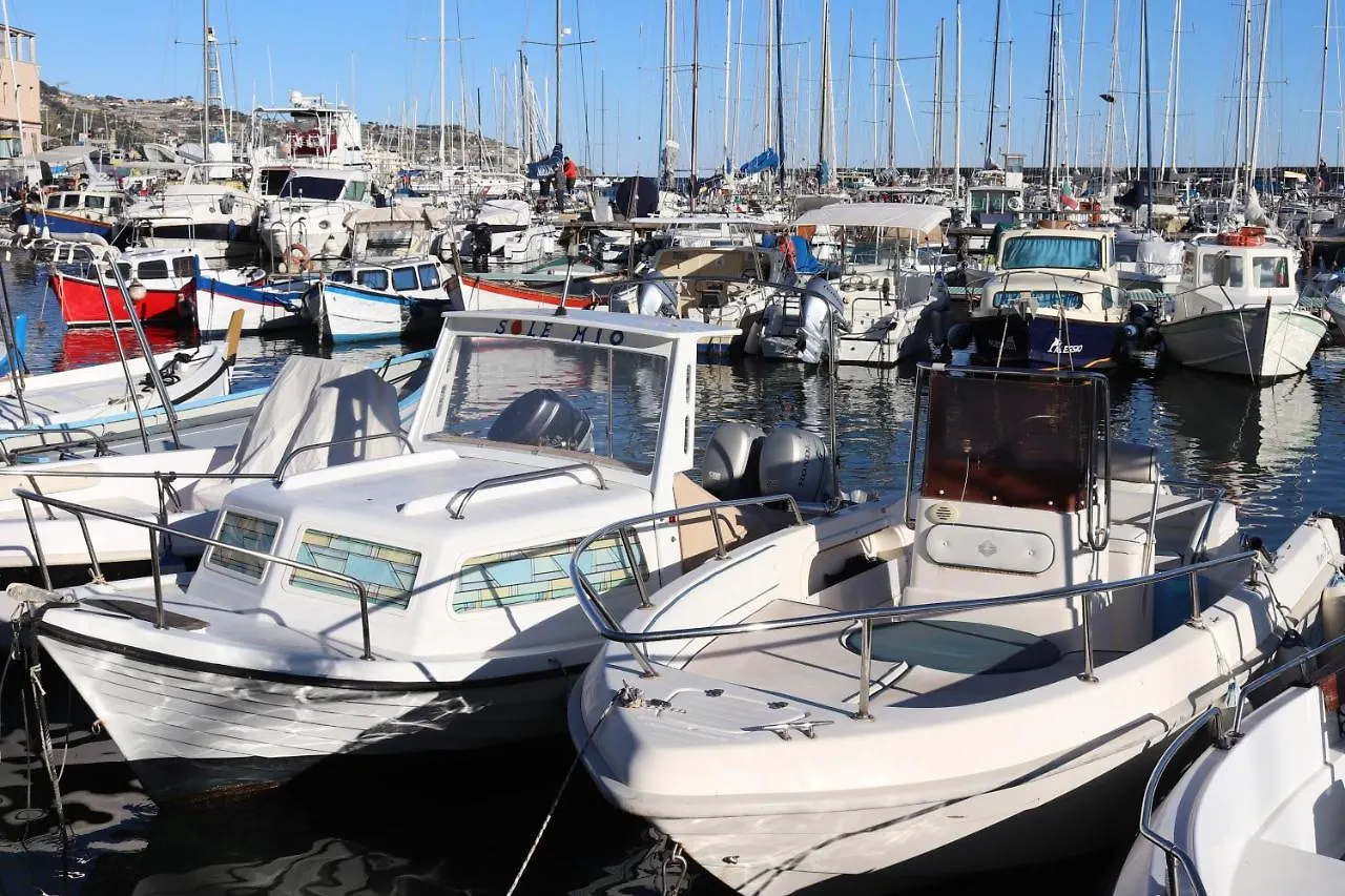 Ferienwohnung Kadevi Sanremo -Parcheggio Privato Gratuito, Biciclette- 0*,  Italien