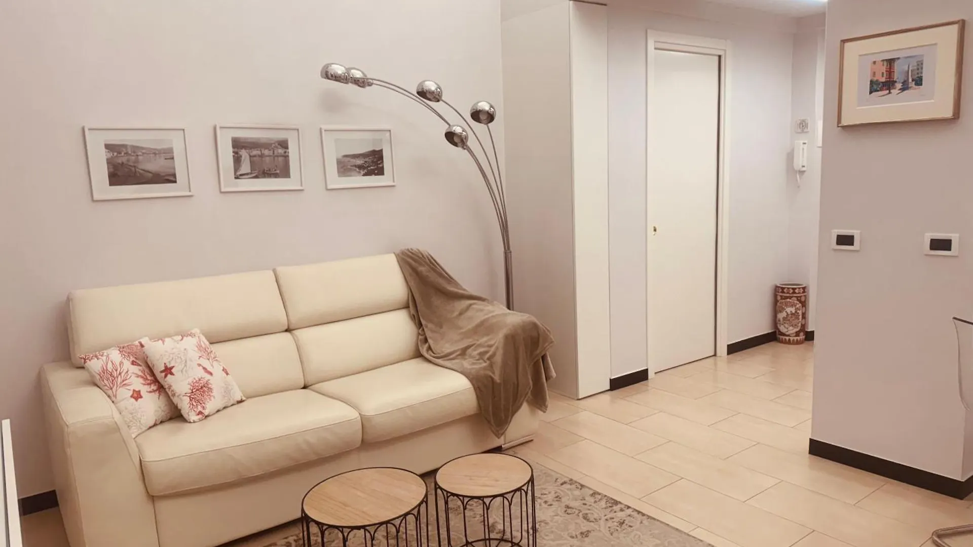 Apartment Ferienwohnung Kadevi Sanremo -Parcheggio Privato Gratuito, Biciclette-