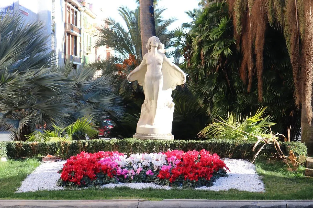 Kadevi Sanremo -Parcheggio Privato Gratuito, Biciclette- Apartment