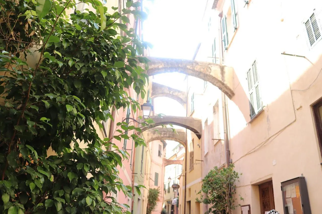 Kadevi Sanremo -Parcheggio Privato Gratuito, Biciclette- Apartment Italy